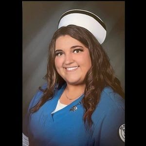 Meet your Posher, Makaila